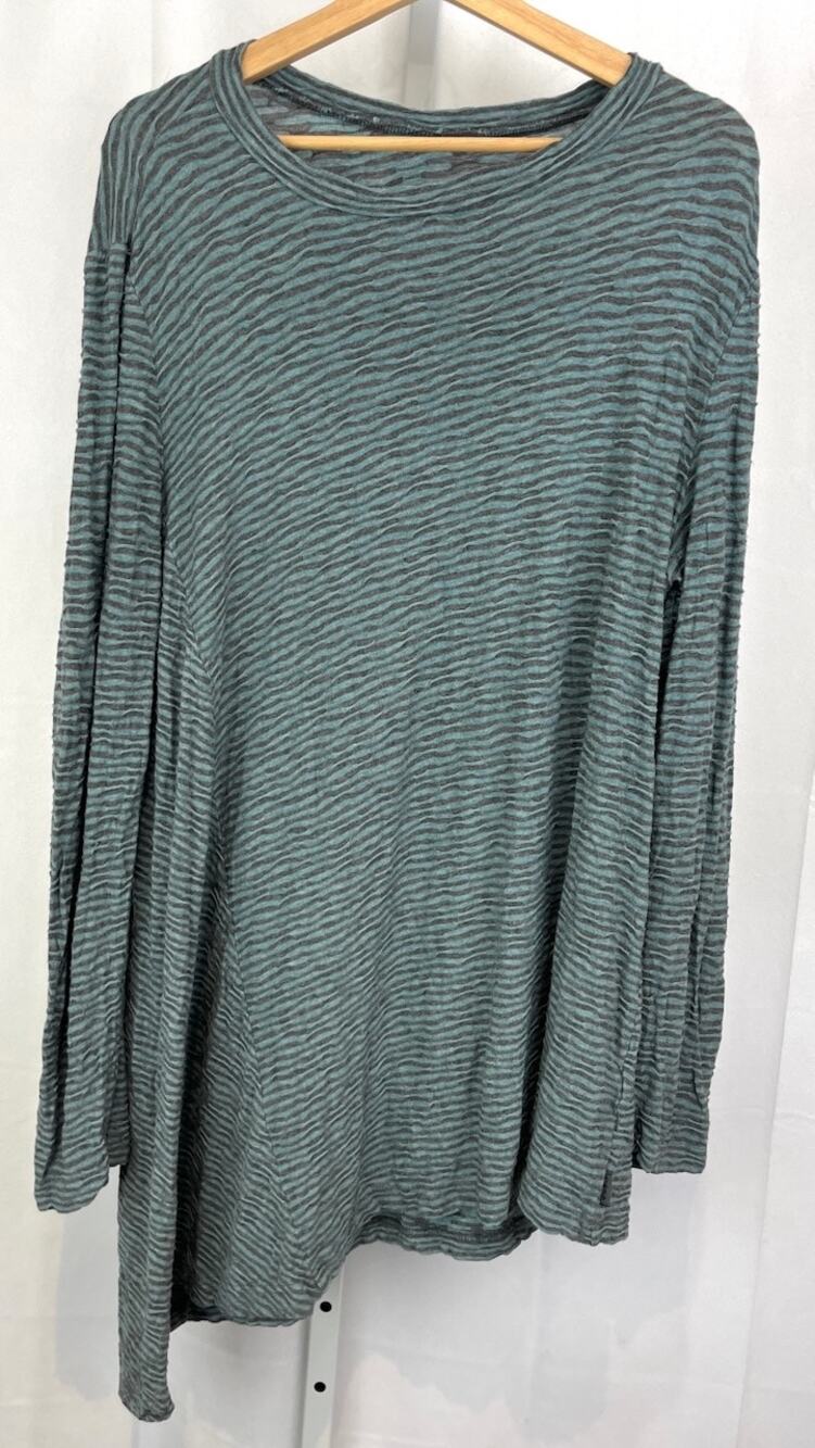 OSKA Estimated L Striped Knit Tunic Top Long Sleeve Asymmetric Hem Green Gray